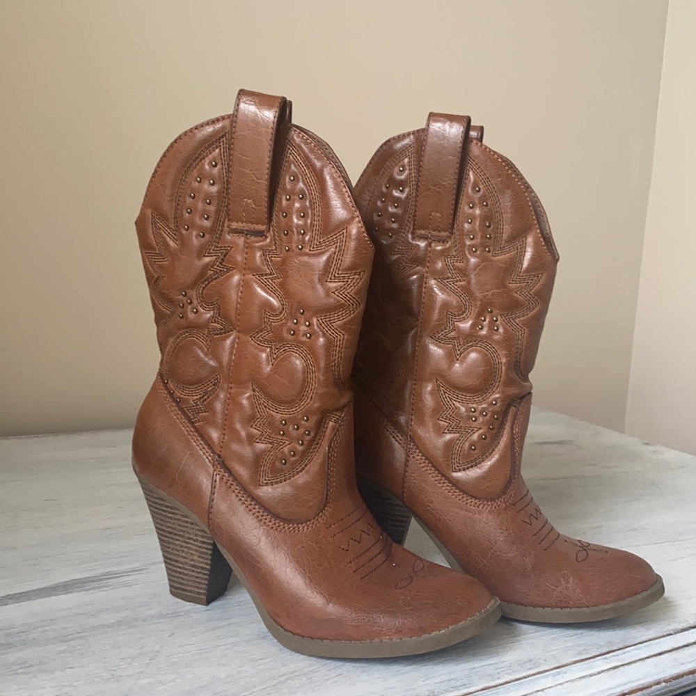 Tan cowboy boots
